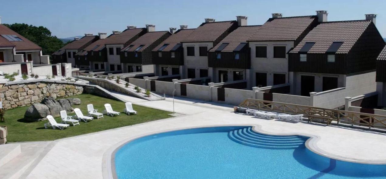 Chalet Complejo Turistico Raeiros - O Grove Ngoại thất bức ảnh